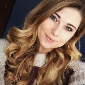 Meet your Posher, Becca